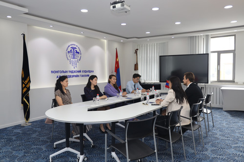 МҮХАҮТ МОНГОЛ – ТУРКИЙН БИЗНЕСИЙН ЗӨВЛӨЛИЙН ДАРГА ОЗКАН ОЗТУРКТАЙ УУЛЗЛАА.